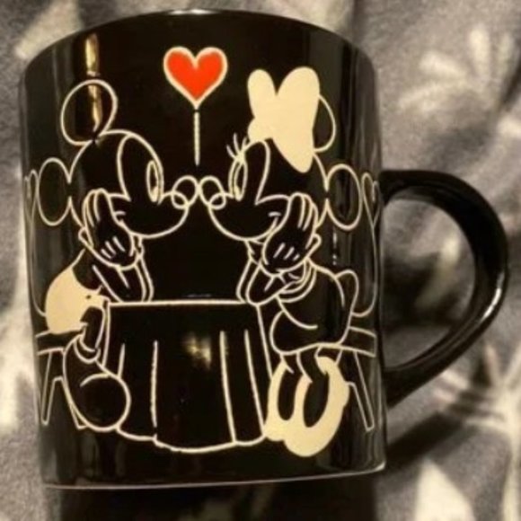 Disney Mickey Mouse and Minnie Mouse love COFFEE mug - Brand New!! - Picture 2 of 5
